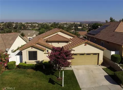 39523 Sierra Madre Dr, Murrieta, CA 92563