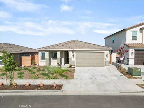 25541 Buckeye Meadow Ln, Homeland, CA 92548