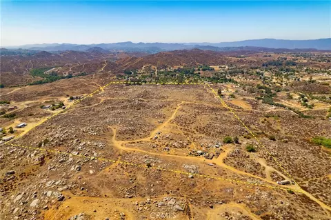 0 Herbert, Perris, CA 92570 photo 8