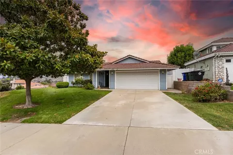 4092 Sandpiper Dr, Jurupa Valley, CA 92509