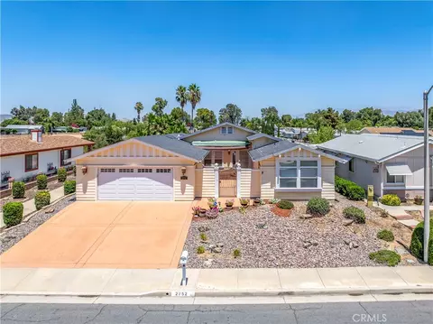 2752 Peach Tree St, Hemet, CA 92545
