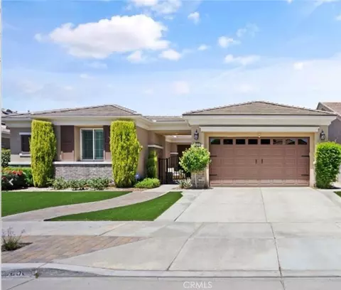 5658 Paseo Famosa, Hemet, CA 92545