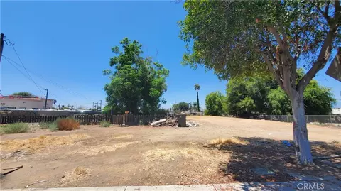 217 Iowa Ave, Riverside, CA 92507