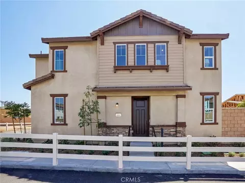 6336 Moonfire Ln, Fontana, CA 92336