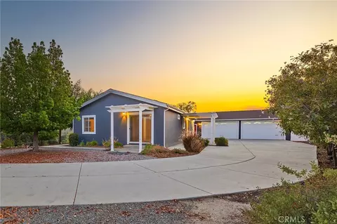39010 E Benton Rd, Temecula, CA 92592