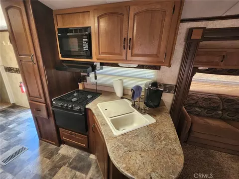 Kitchen - 38855 Howard Rd, Anza, CA 92539 photo 4 of 4