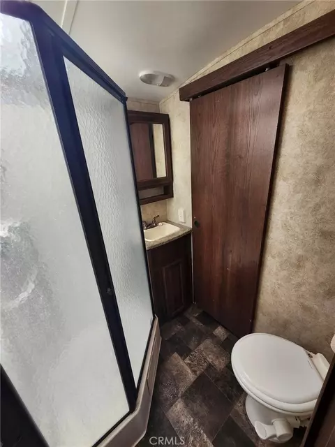 Bath - 38855 Howard Rd, Anza, CA 92539 photo 3 of 3