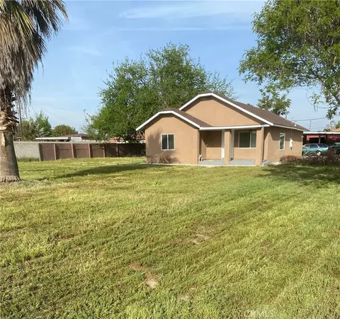 2302 Norwalk St, Delano, CA 93215