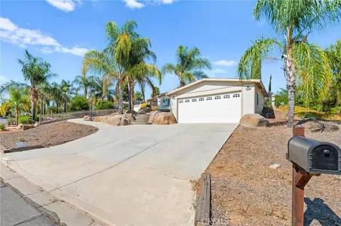 33653 Windmill Rd, Wildomar, CA 92595 photo 5