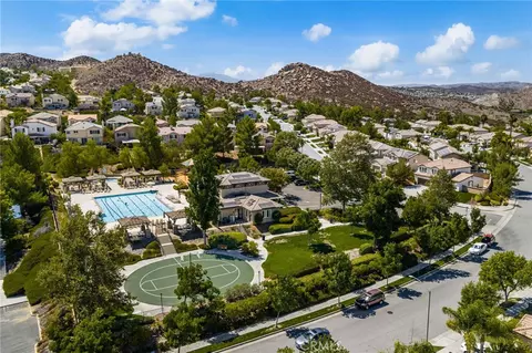 32106 Poppy Way, Lake Elsinore, CA 92532