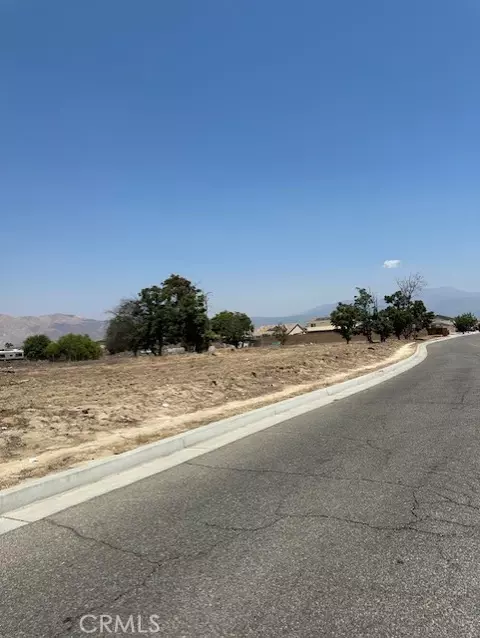 920 N Palm Ave, Hemet, CA 92543