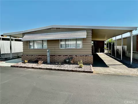 725 W Thornton Ave #105, Hemet, CA 92543