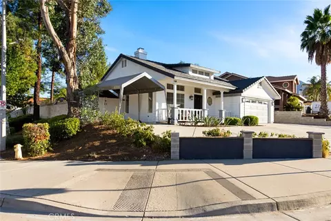 29300 Quiet Harbor St, Lake Elsinore, CA 92530