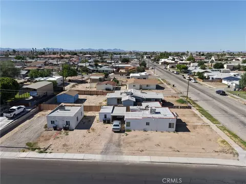 290 N 3rd St, Blythe, CA 92225