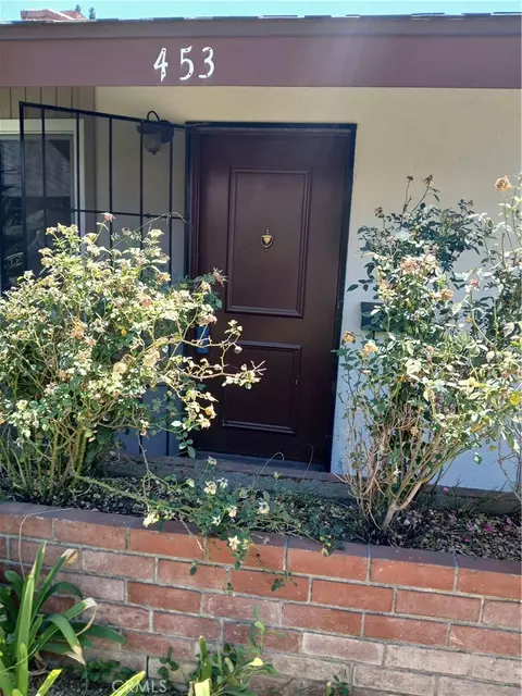 453 E 1st St, Tustin, CA 92780