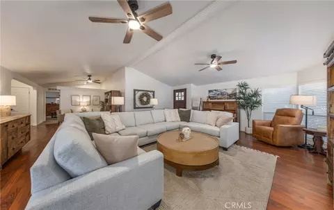 2868 Peach Tree St, Hemet, CA 92545