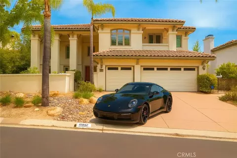 15992 S Woodson Dr, Ramona, CA 92065