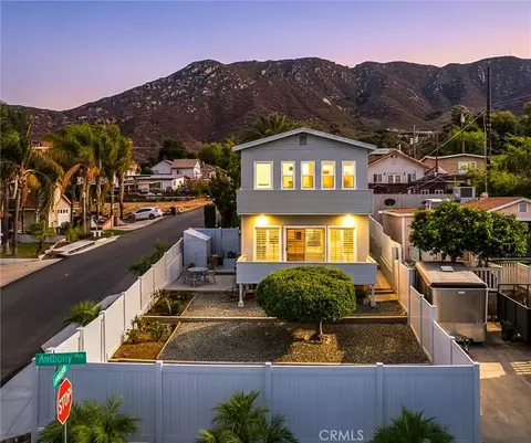 33411 Landerville Blvd, Lake Elsinore, CA 92530