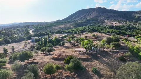 22735 Carancho Rd, Temecula, CA 92590 photo 5