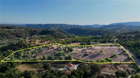 22735 Carancho Rd, Temecula, CA 92590