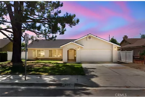 421 Lisbon St, Perris, CA 92571