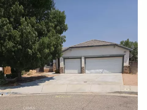 8663 Aberdeen Ct, Hesperia, CA 92344