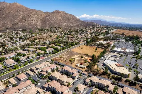 21665 Box Springs Rd, Moreno Valley, CA 92557