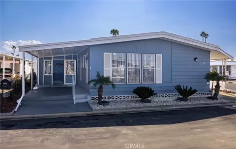 601 N Kirby St #214, Hemet, CA 92545