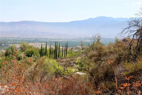 21 Vista Del Valle, Hemet, CA 92544