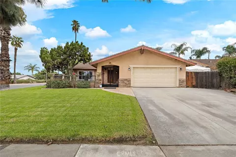 2885 Bordeaux Dr, Riverside, CA 92503