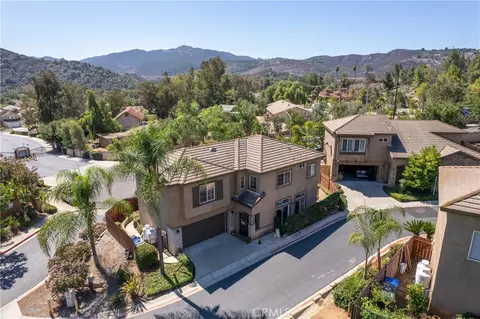 29818 Hillside View Ct, Escondido, CA 92026