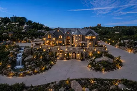 42125 Calle Paramo, Murrieta, CA 92562
