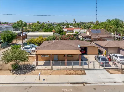 197 E 7th St, Perris, CA 92570
