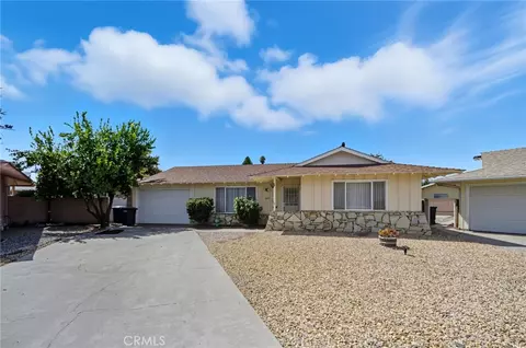 1461 W Westmont Ave, Hemet, CA 92543