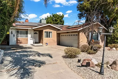 20323 Haynes St, Winnetka, CA 91306