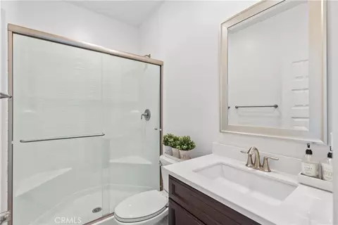 Bath - 30631 Mulberry Ct, Temecula, CA 92591 photo 5 of 6