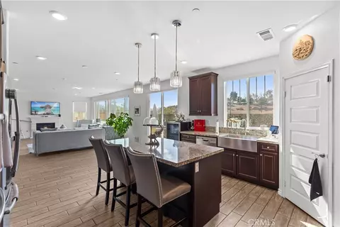 Kitchen - 30631 Mulberry Ct, Temecula, CA 92591 photo 3 of 4