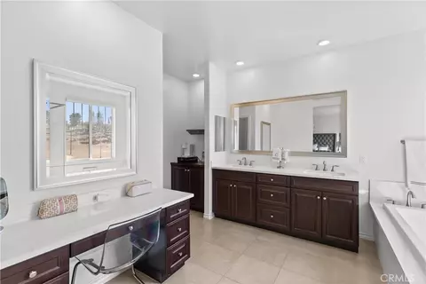Bath - 30631 Mulberry Ct, Temecula, CA 92591 photo 1 of 6