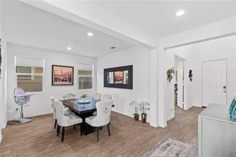 Entry Way - 30631 Mulberry Ct, Temecula, CA 92591 photo 3 of 10