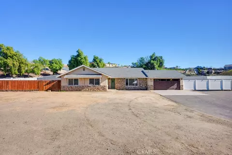17380 Mockingbird Cyn, Riverside, CA 92504