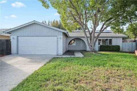 9994 Delia Ln, Santee, CA 92071