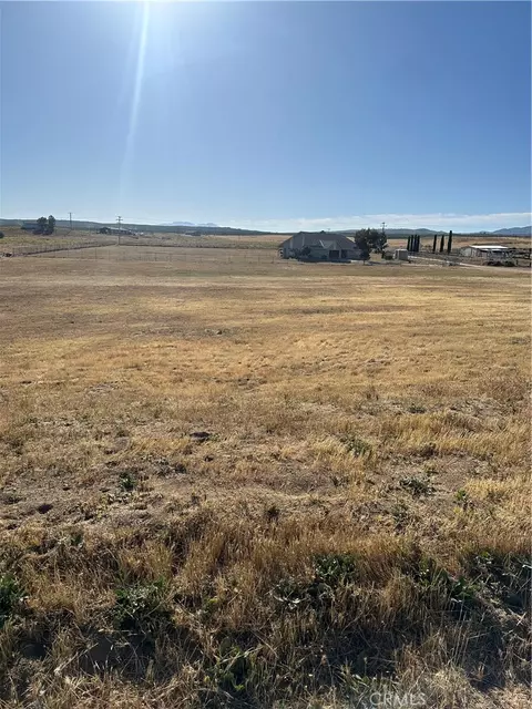 472 Roundup Dr, Aguanga, CA 92536