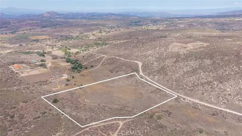 43477 E Benton Rd, Hemet, CA 92544