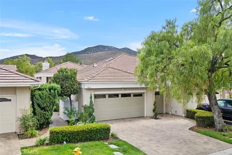 38676 Bears Paw Dr, Murrieta, CA 92562