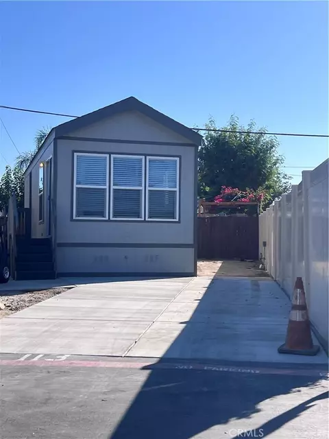 1445 W Florida Ave #113, Hemet, CA 92543