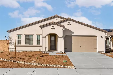 887 Longhorn Dr, San Jacinto, CA 92582
