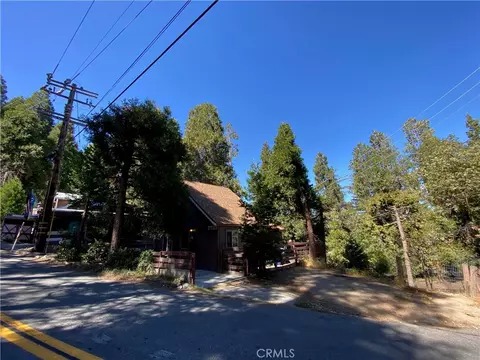 Exterior - 23370 Seeley Way, Crestline, CA 92325 photo 11 of 13