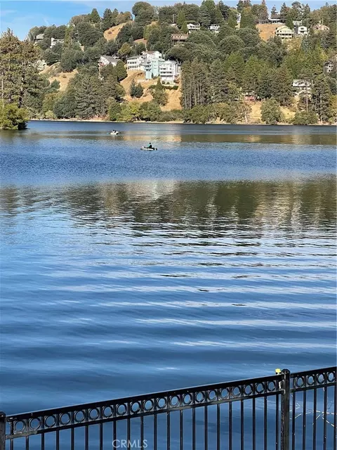 View/Area - 23370 Seeley Way, Crestline, CA 92325 photo 1 of 2