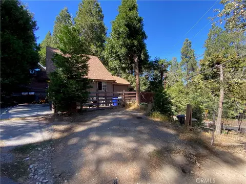 Exterior - 23370 Seeley Way, Crestline, CA 92325 photo 2 of 13