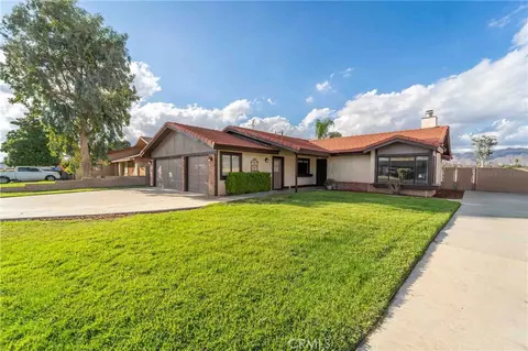 41830 Vanchelle Ct, Hemet, CA 92544
